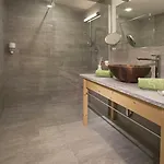 Natur- & Wanderhotel Tuxertal ホテル トゥクス