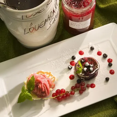 Natur- & Wanderhotel Tuxertal ホテル 4*