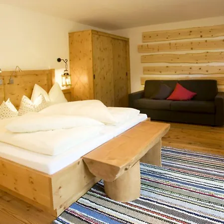 Natur- & Wanderhotel Tuxertal Hotel 4*