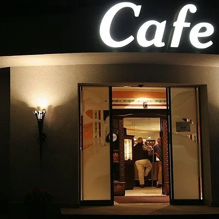 Natur- & Wanderhotel Tuxertal 4* トゥクス