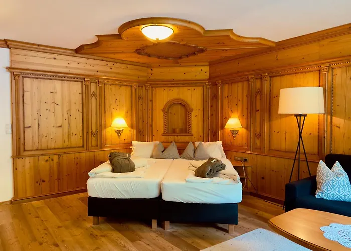 Natur- & Wanderhotel Tuxertal Hotel