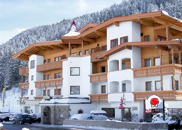 Natur- & Wanderhotel Tuxertal Hotel Tux