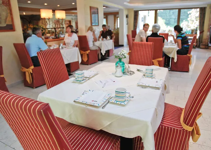 Natur- & Wanderhotel Tuxertal Ξενοδοχείο Tux