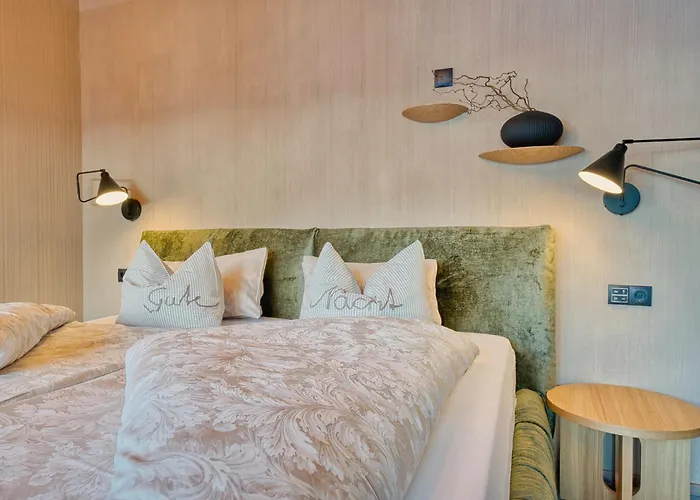 Natur- & Wanderhotel Tuxertal 4* Tux