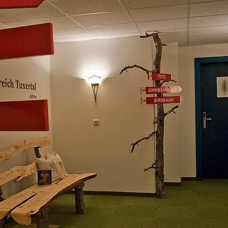 Natur- & Wanderhotel Tuxertal 4*