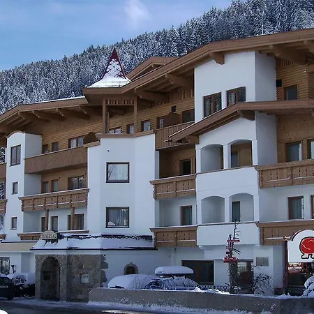 Natur- & Wanderhotel Tuxertal Hotel Tux