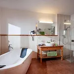 Natur- & Wanderhotel Tuxertal 턱스