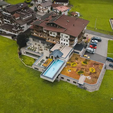 호텔 Natur- & Wanderhotel Tuxertal