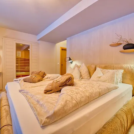 Natur- & Wanderhotel Tuxertal